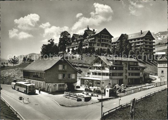 Wildhaus SG Lisighaus Postplatz Zwinglibrunnen Bus