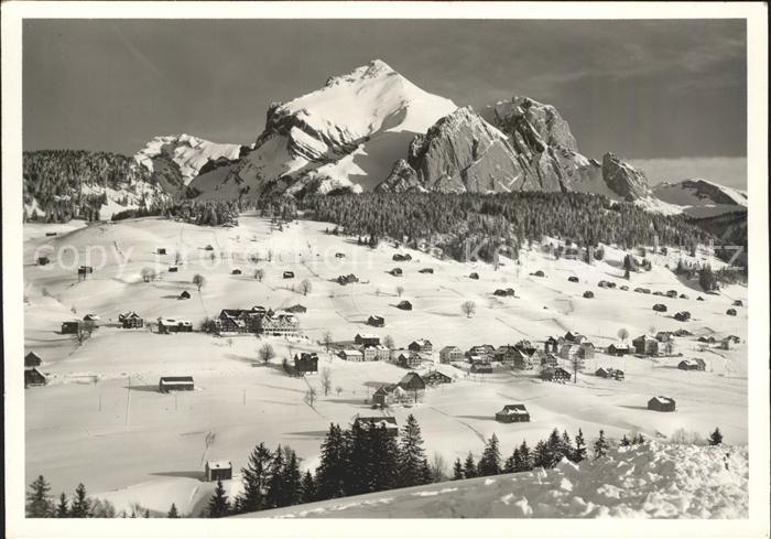 Unterwasser Toggenburg Lisighaus mit Schafberg und Saentis