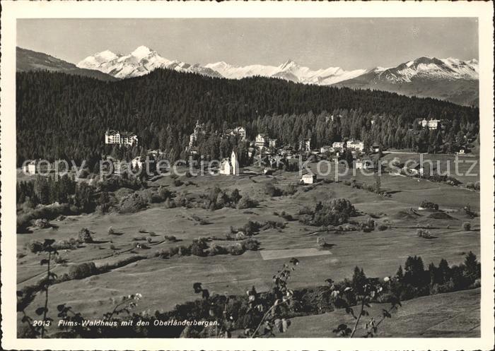 Flims Waldhaus Panorama mit den Oberlaenderbergen