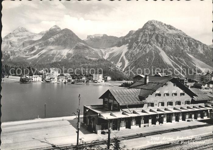Arosa GR Bahnhof mit Schiesshorn und Furkahoerner