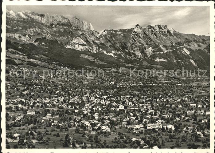 Grabs SG mit den Kreuzbergen