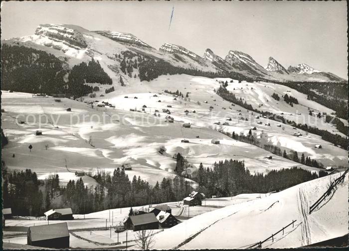 Unterwasser Toggenburg Panorama Wintersportplatz mit Churfirsten Appenzeller Alp