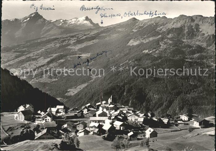 Feldis GR mit Piz-Beverin und Bruschhorn