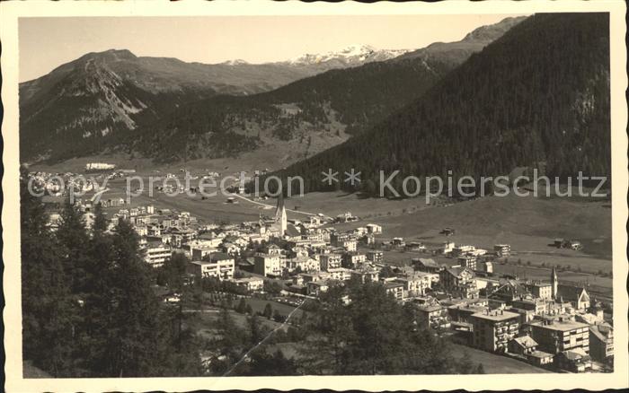 Davos GR mit Seehorn Pischahorn