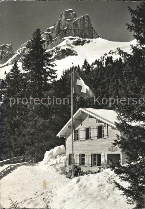 Braunwald GL Skihaus Mattwald Schweizer Flagge