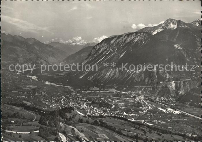 Sierre VS et Vallee du Rhone vue de Montana Crans