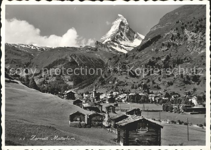 Zermatt VS Gesamtansicht mit Matterhorn Walliser Alpen