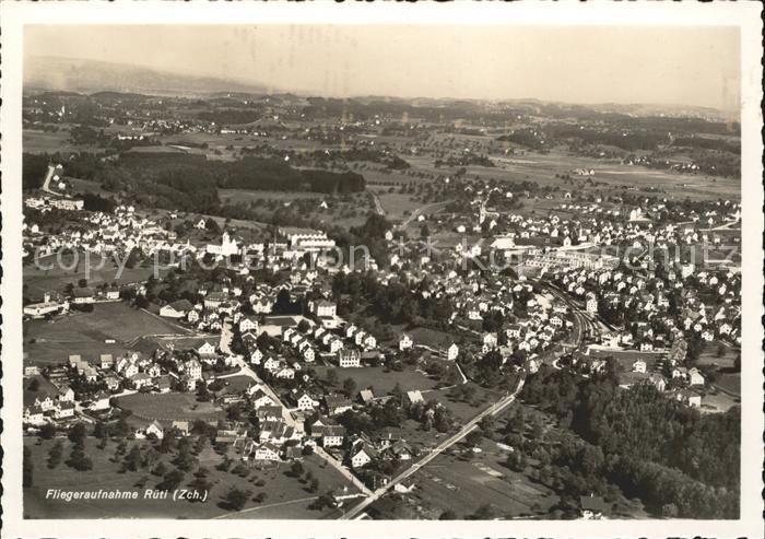 Rueti ZH Fliegeraufnahme