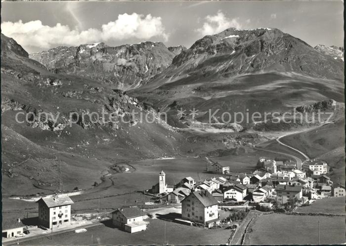 Bivio Gesamtansicht mit Julier und Roccabella