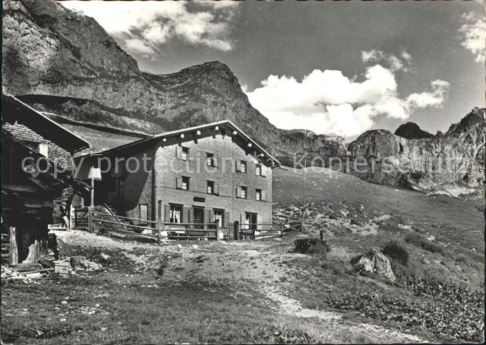 St Antoenien GR Berghaus Sulzfluh Partnun Plasseggenpass