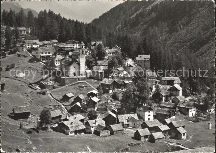 Bosco Gurin Totalansicht