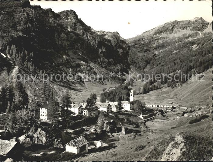 Bosco Gurin Gesamtansicht mit Batnall