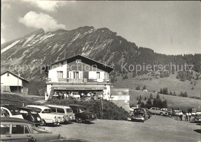 Amden Walensee SG Cafe Kiosk Arvenhoehe Blick zum Leistkamm