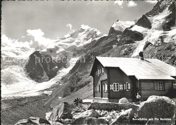 Bovalhuette mit Piz Bernina Gletscher