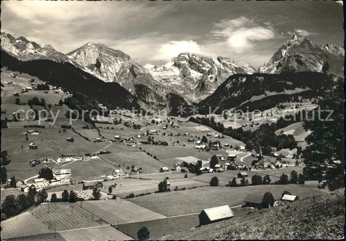 Unterwasser Toggenburg mit Stoos Saentis und Schafberg