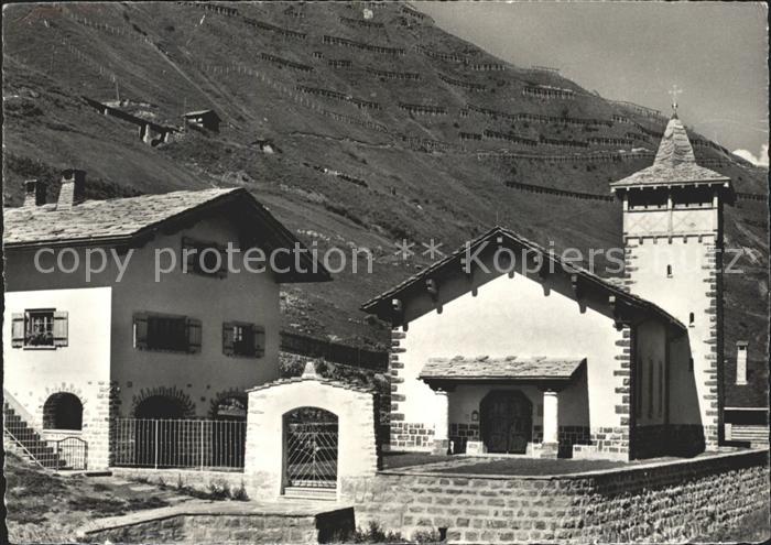 Selva Tujetsch Kirche und Kaplanei