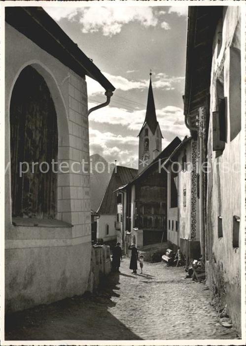 Guarda Inn Dorfstrasse mit Kirche