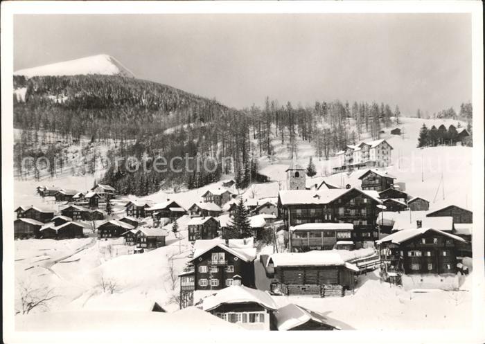 Tschiertschen Ortsansicht im Winter