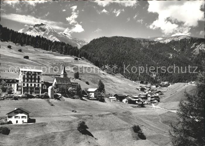 Wiesen Albula mit Valbellahorn