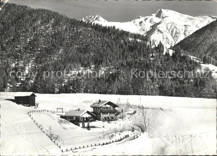 Wiesen Albula Ferienheim aelplihorn und Chalet Tinzenhorn