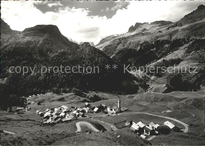 Sur Albula im Oberhalbstein mit Piz Forbesch