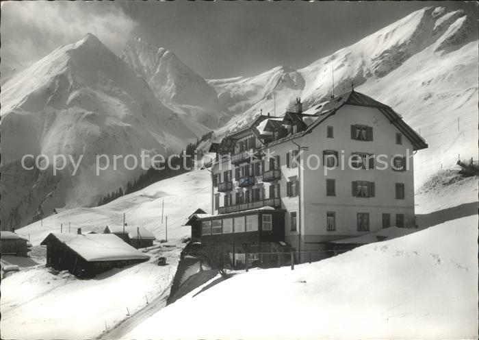 Tenna Hotel Alpenblick mit Oberhorn