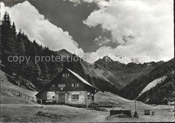 S-chanf Parkhuette Varusch Nationalpark von Zuoz Piz Fier