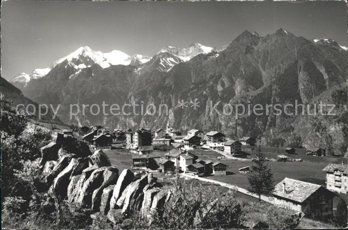 Graechen VS Gesamtansicht mit Alpenpanorama Weisshorn Brunegghorn Bishorn