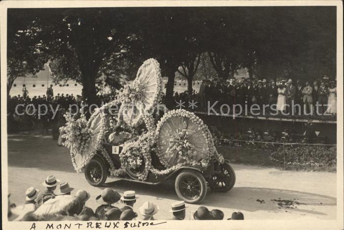 Montreux VD Geschmuecktes Auto Fete des Narcisses