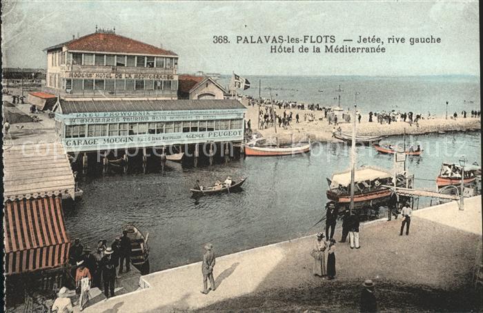 Palavas-les-Flots Herault Jetee Hotel de la Mediterranee Bateau