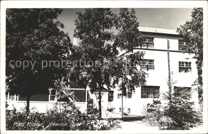 Quebec Pine Lodge Randon