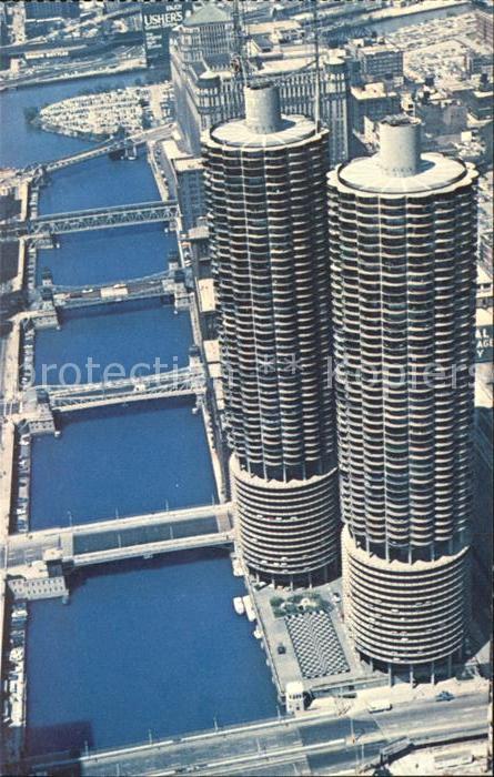 Chicago Illinois Fliegeraufnahme Marina City and Chicago River