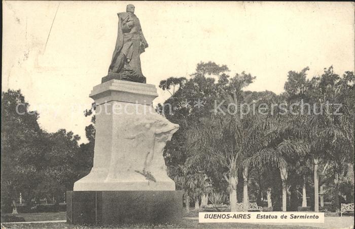 Buenos Aires Estatua de Sarmiento