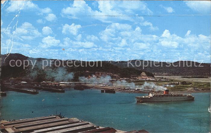 Balboa Coronia Luxury Liner