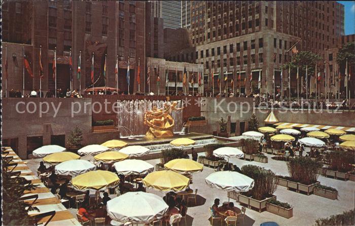 New York City Plaza of Rockefeller Center