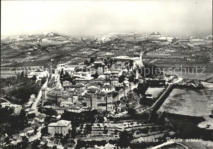 Gradara Pesaro Fliegeraufnahme