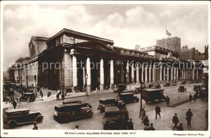 New York City Pennsylvanie Railroad Station Cars