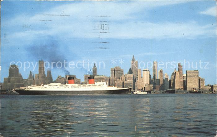Dampfer Oceanliner S.S. Ilde de France New York City Downt
