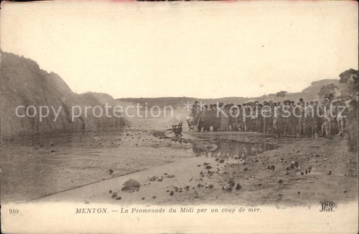 Menton Alpes Maritimes Promenade du Midi par un coup de mer