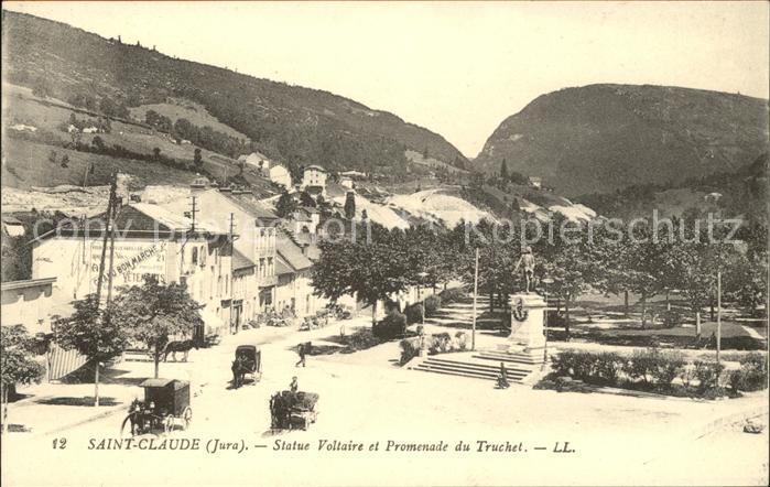 Saint-Claude Jura Statue Voltaire Monument et Promenade d