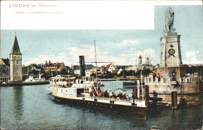 Dampfer Seitenrad Lindau im Bodensee Hafen Leuchtturm