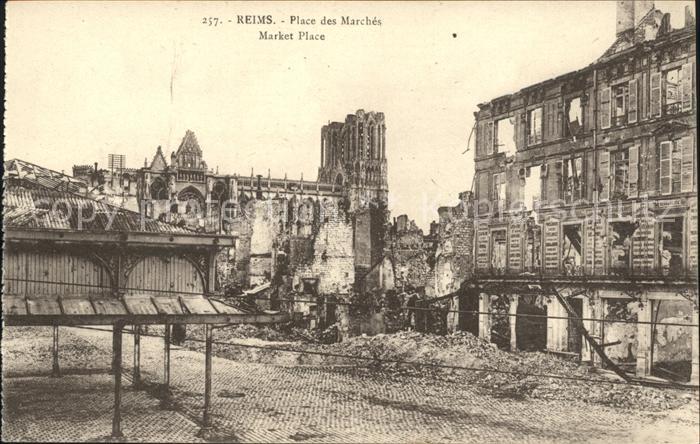 Reims Champagne Ardenne Place des Marches Ruines Grand Guerre T