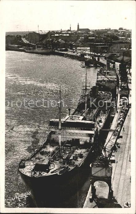 Nantes Loire Atlantique Vue generale du Port Bateau