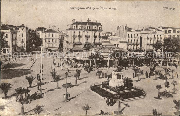 Perpignan Place Arago Monument