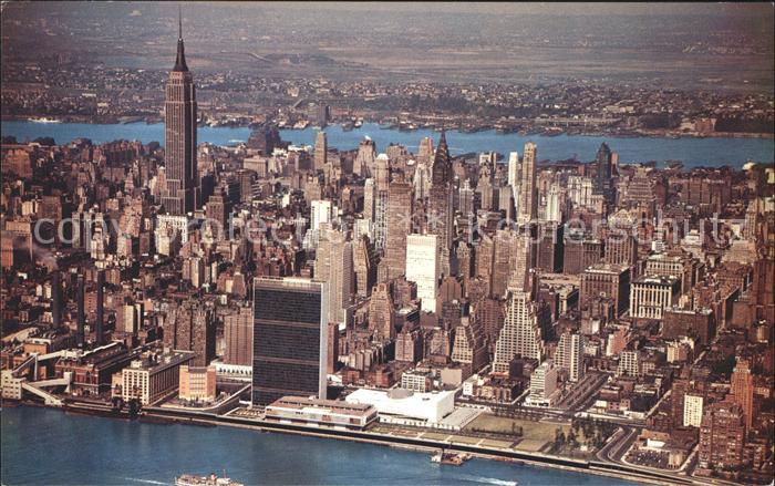 New York City Skyline Skyscraper Empire State Building Hudson River aerial view