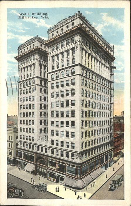 Milwaukee Wisconsin Wells Building
