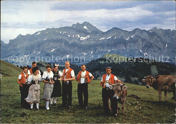 Kuehe Trachten