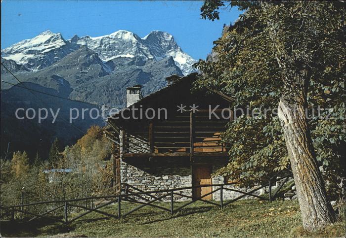Valsesia Carcoforo Typice costruzione della Valle sullo sfondo il Monte Rosa