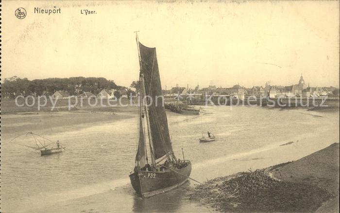 NIEUPORT Nieuwpoort West-Vlaanderen Belgie Yser Bateau