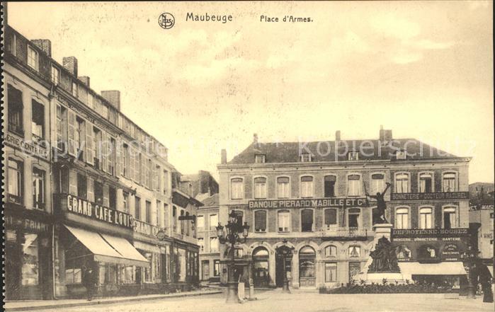 Maubeuge Nord Place d_Armes Monument